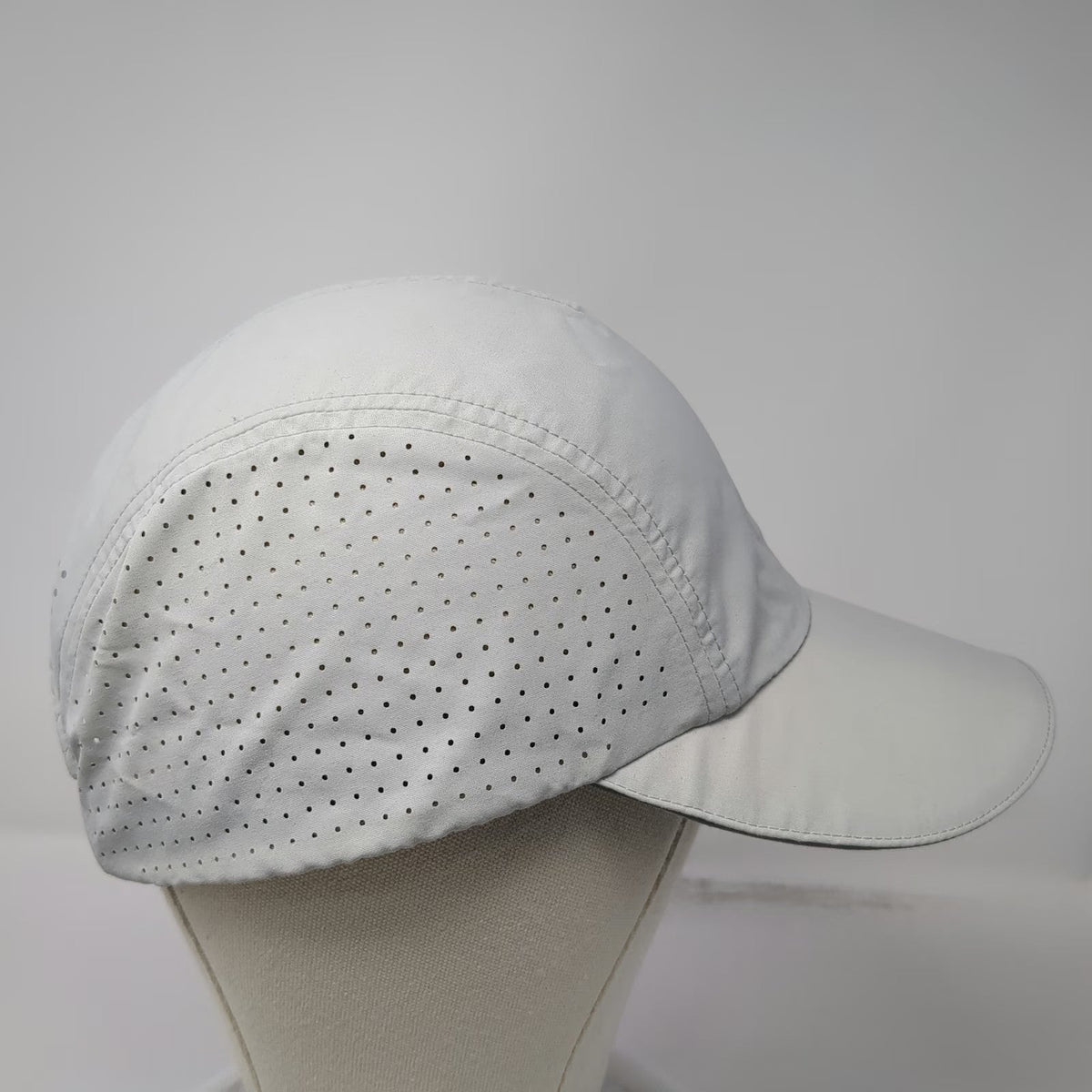 REI Baseball Cap Gray One Size Perforated Side Panels Lightweight Strapback Hat