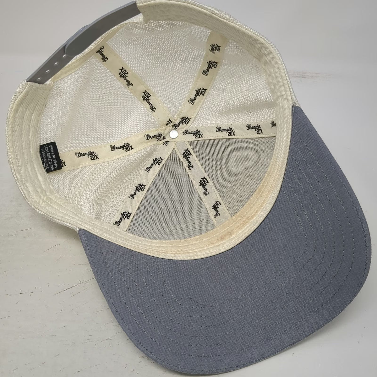 Wrangler Trucker Hat Gray One Size Mesh Snapback Metallic Longhorn Steer Logo