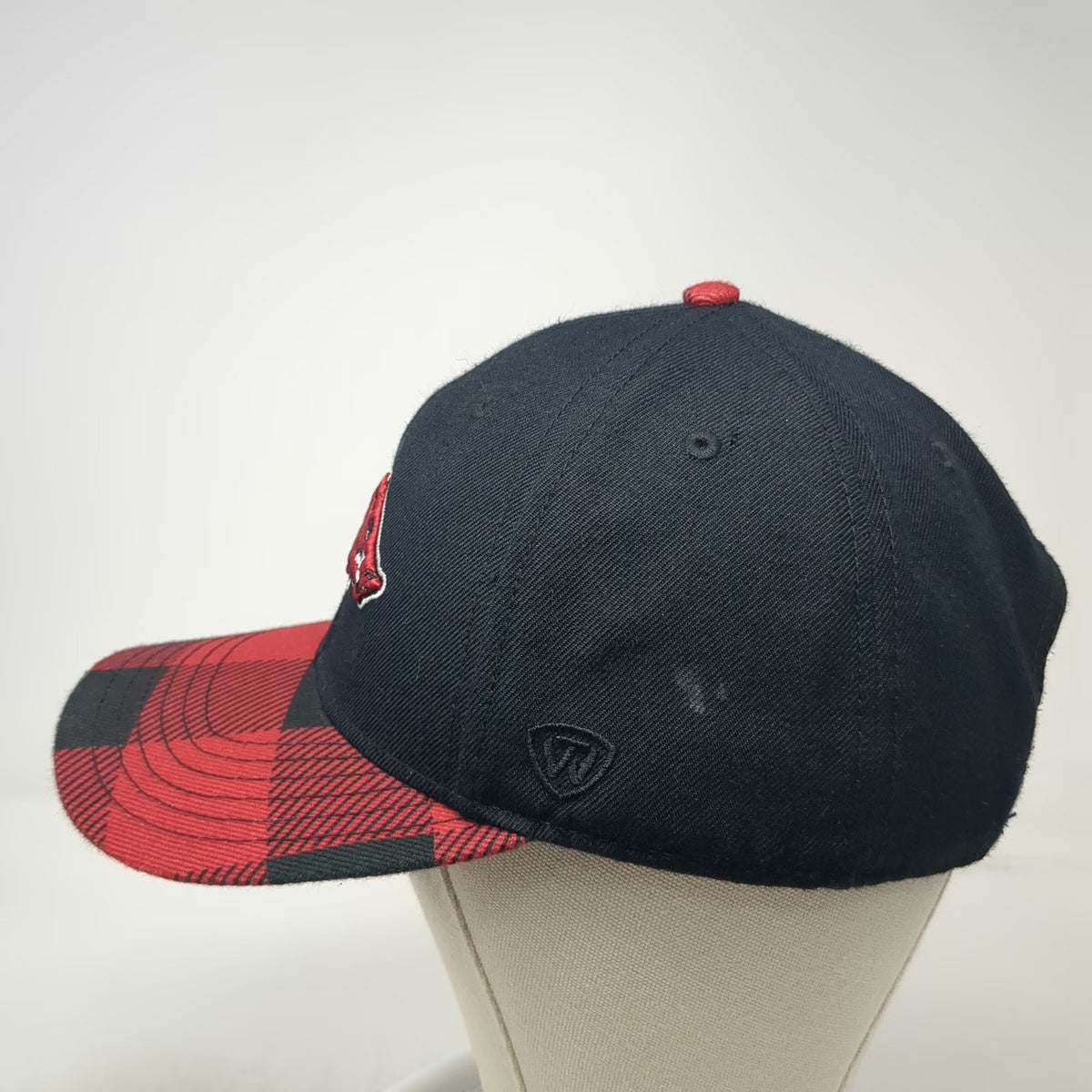 Arkansas Razorbacks NCAA Top of the World Snapback Hat Black Red One Size Plaid