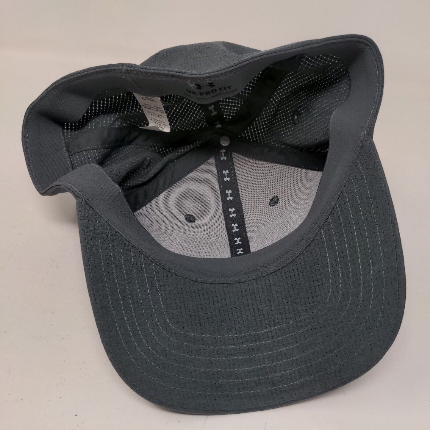 Under Armour Freedom Blitzing Fitted Hat Gray L/XL Pro Fit Embroidered
