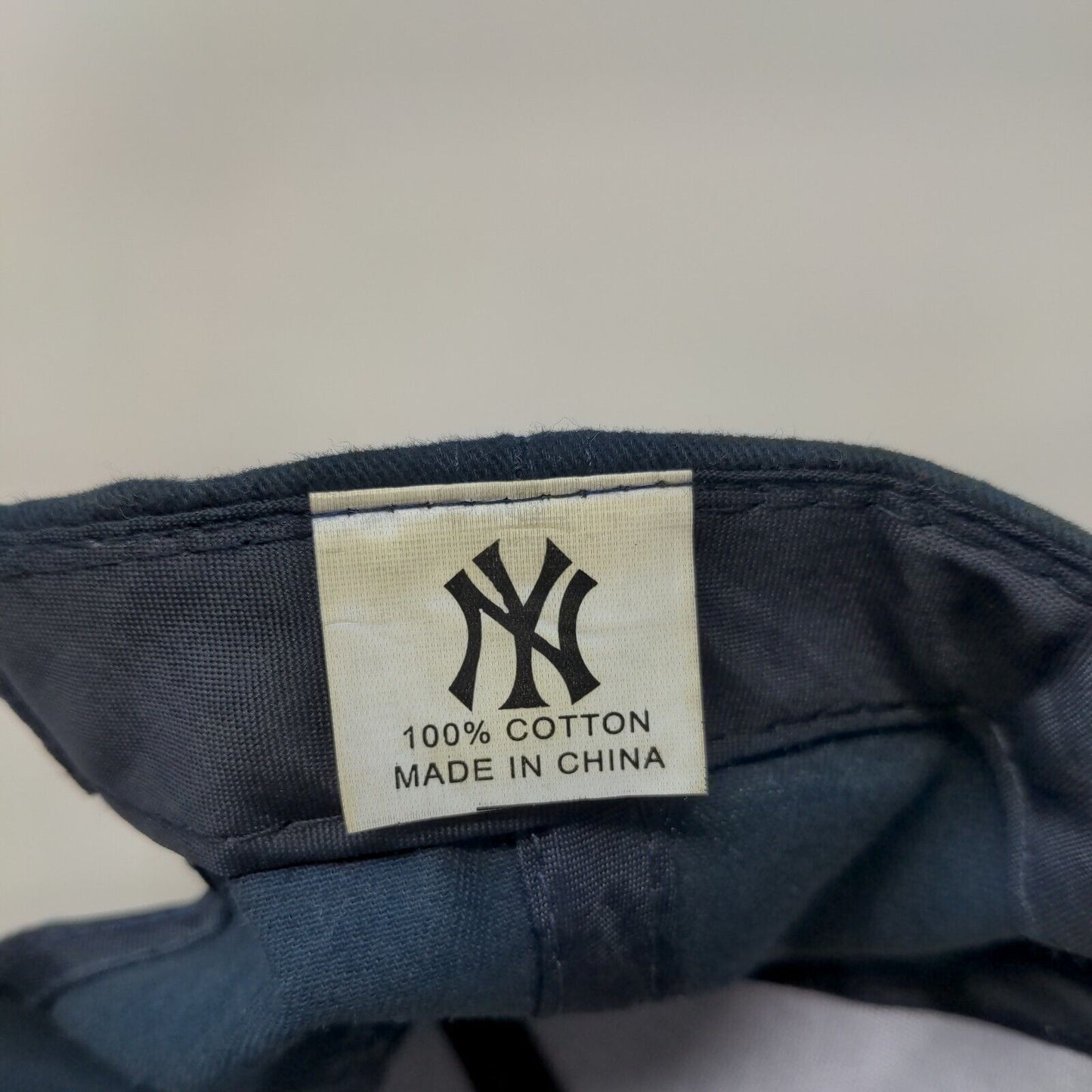 New York Yankees Men's Strapback Hat Blue Embroidered Logo MLB 100% Cotton