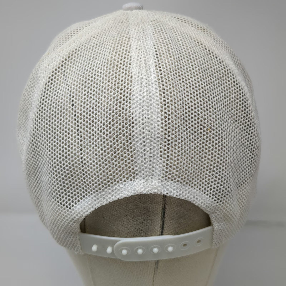 Mercedes Benz Patch White Trucker Hat Snapback Mesh Green Underbrim Cap Vintage