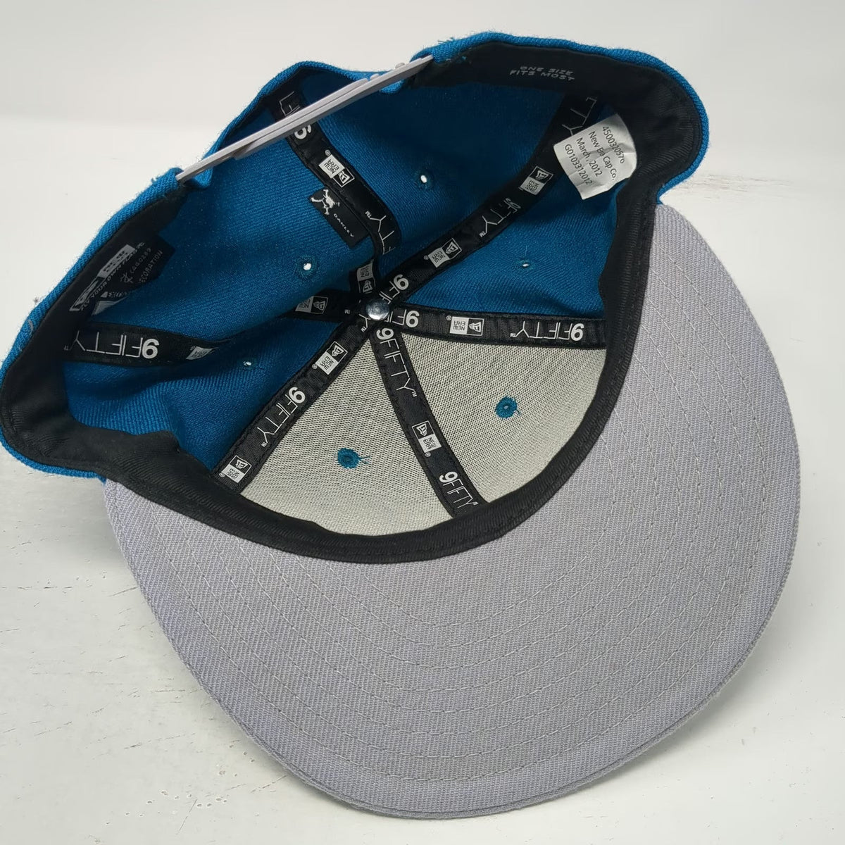 Oakley Snapback Blue Gray Hat One Size Wool 9FIFTY Metal Icon Logo New Era