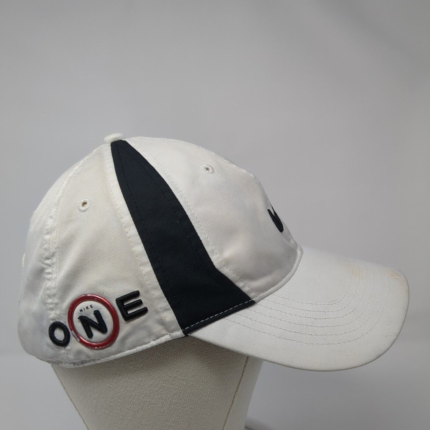 Nike One Strapback Golf Hat White One Size Embroidered Swoosh Adjustable