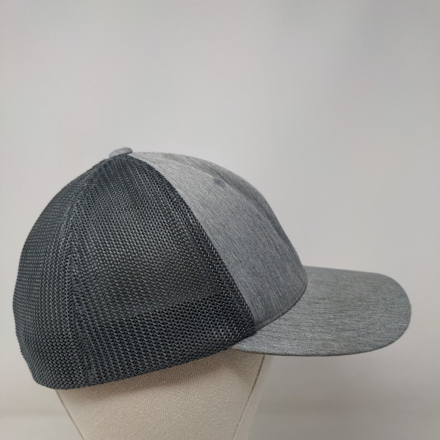 Hurley Fitted Trucker Hat Gray L/XL Embroidered Breathable Mesh Back Yupoong
