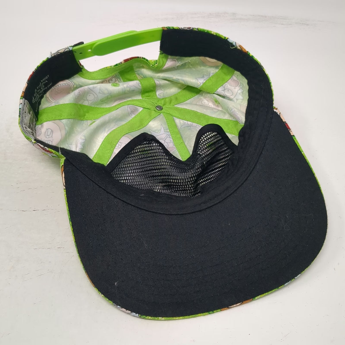 Bioworld 5 Panel Green Hat One Size Snapback Rick and Morty All Over Print Faces