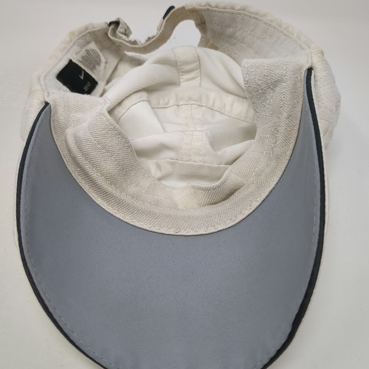 Nike Baseball Cap White One Size Dri-Fit Mesh Reflective Strapback Running Hat