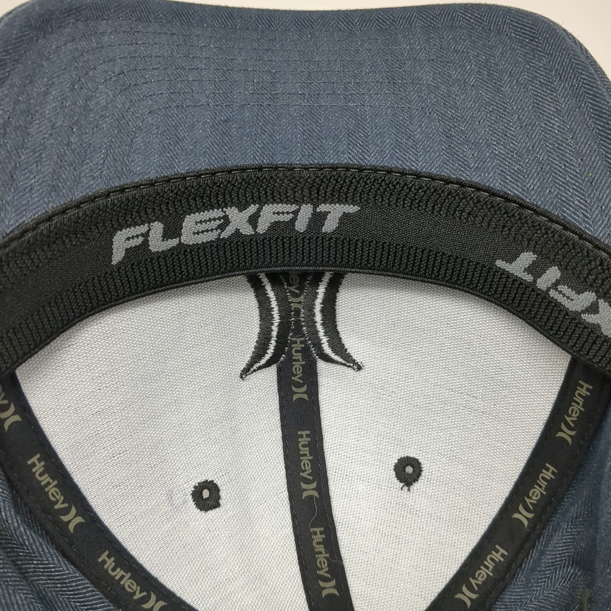 Hurley Baseball Cap Blue M Herringbone Flexfit Embroidered Logo Curved Brim Hat