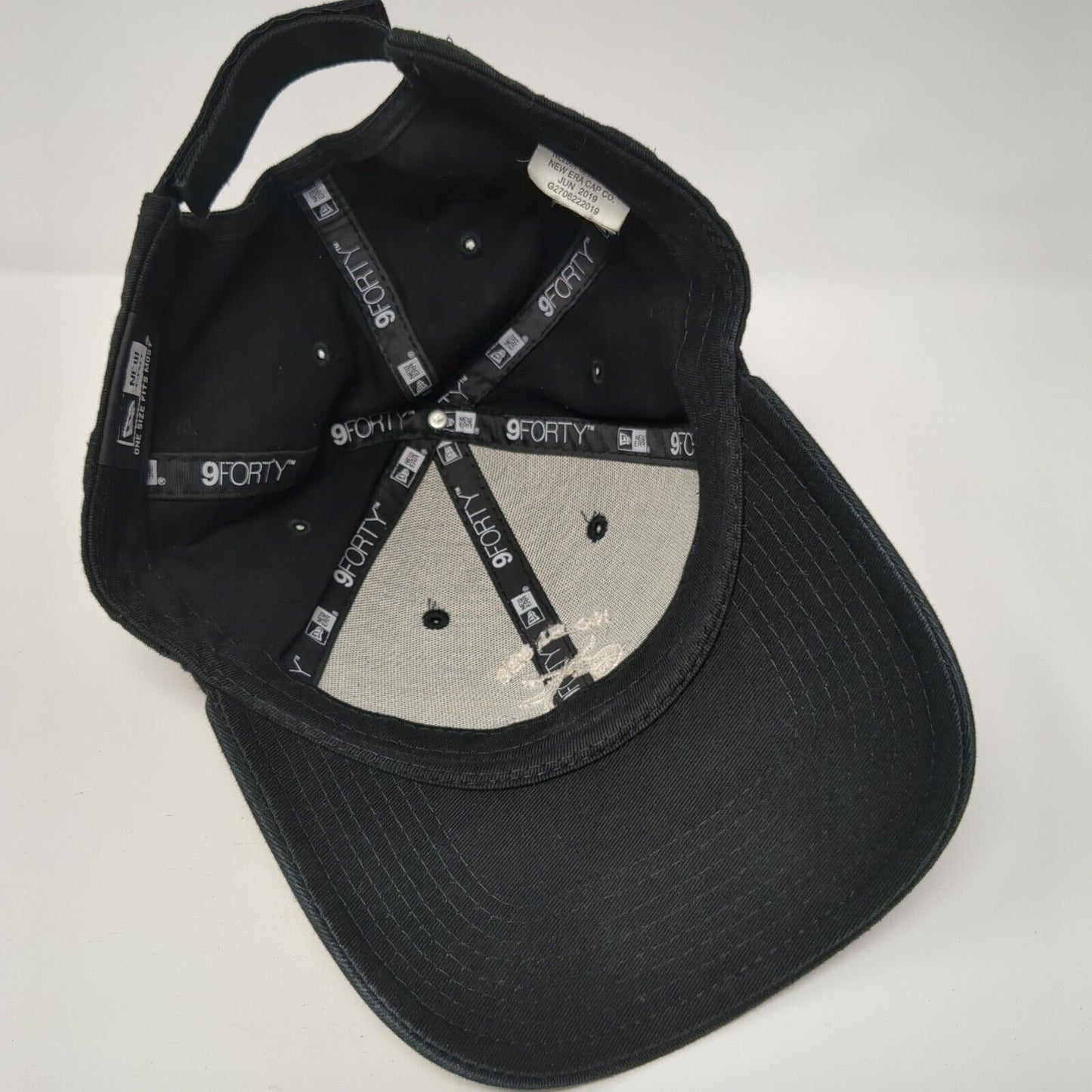 No Blues No Glory Strapback Hat Black One Size Adjustable Embroidered New Era