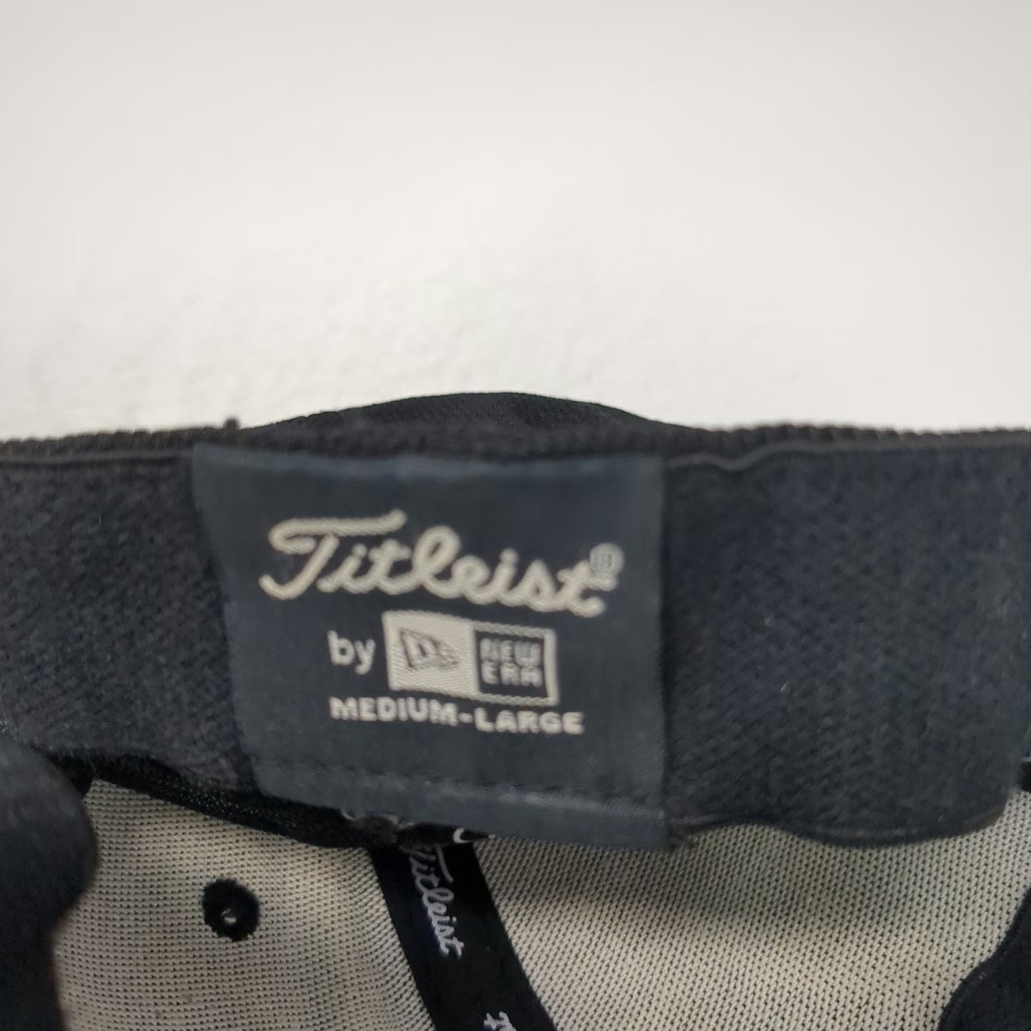 Titleist New Era Cap Black White L Pro V1 FootJoy Stretch Fit Spandex Golf Hat
