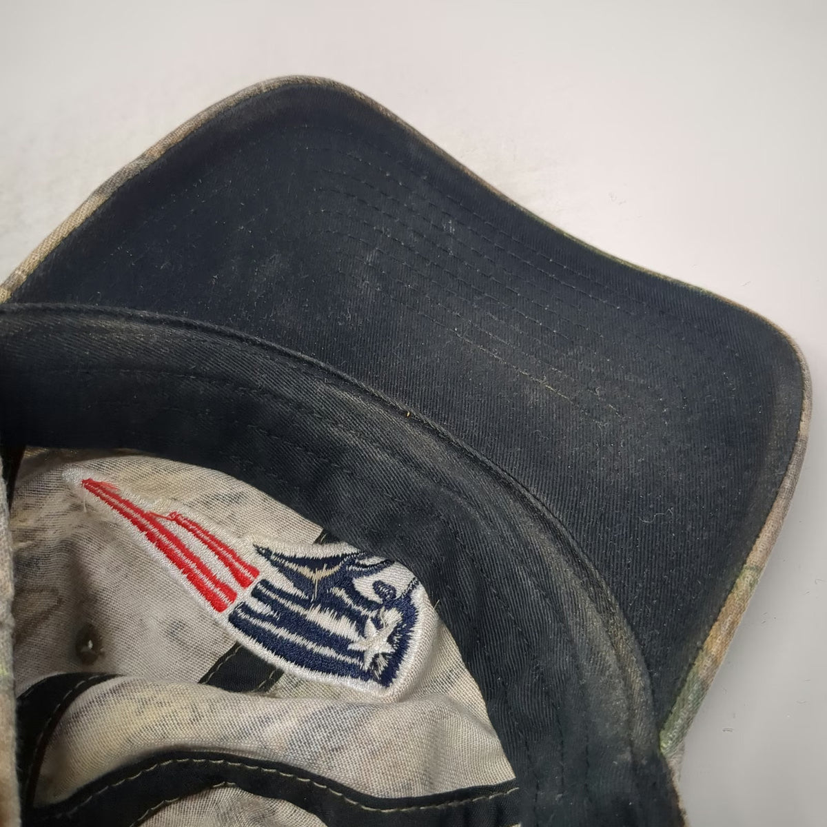 OTS NFL New England Patriots Baseball Cap Brown Camo One Size Slideback Hat Logo