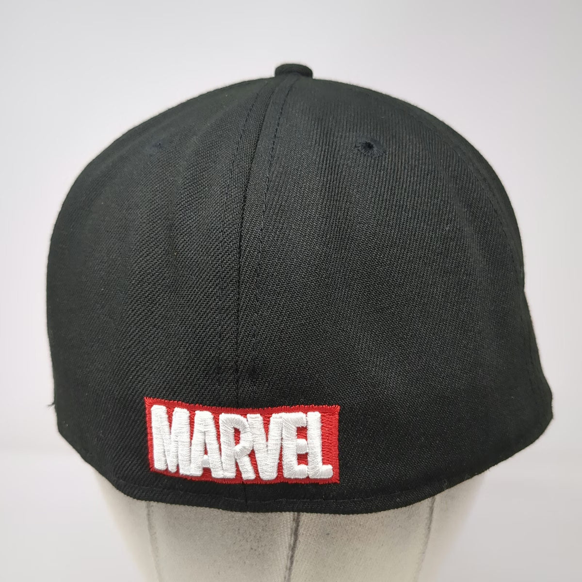 Marvel Spider-Man Black 7 3/8 Snapback Hat Side Patch Enamel Pin Fitted Lids