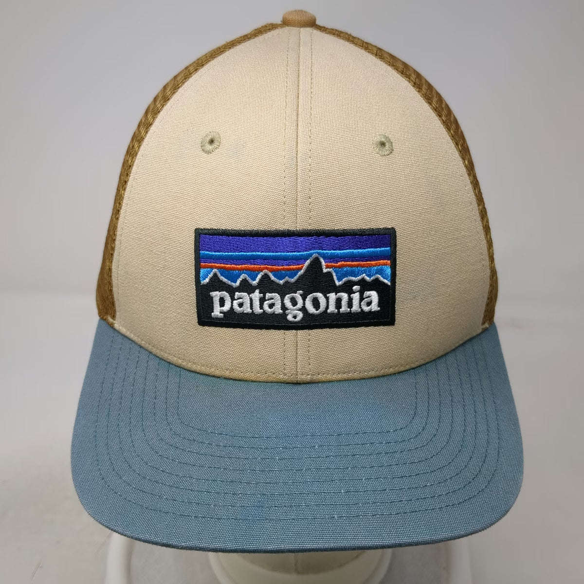 Patagonia Trucker Hat Beige Blue Brown One Size Mesh Snapback P-6 Logo