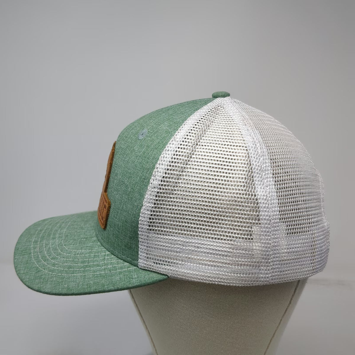 Arcadian Outfitters Trucker Hat Green One Size Snapback Mesh Leather Patch Rodeo