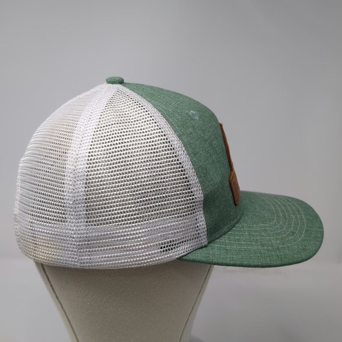 Arcadian Outfitters Trucker Hat Green One Size Snapback Mesh Leather Patch Rodeo
