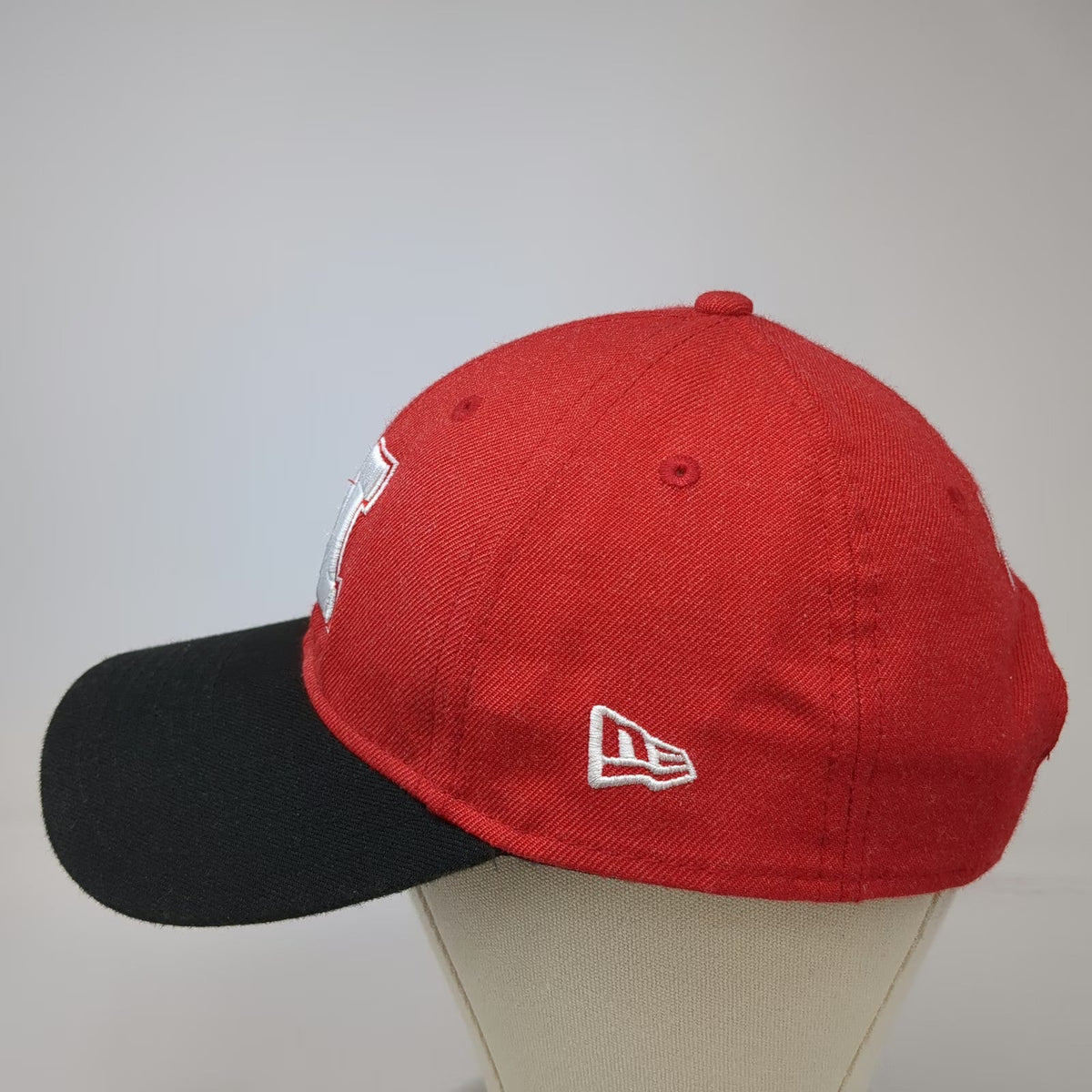New Era Nebraska Cornhuskers NCAA Snapback Red Hat One Size Black Huskers Script