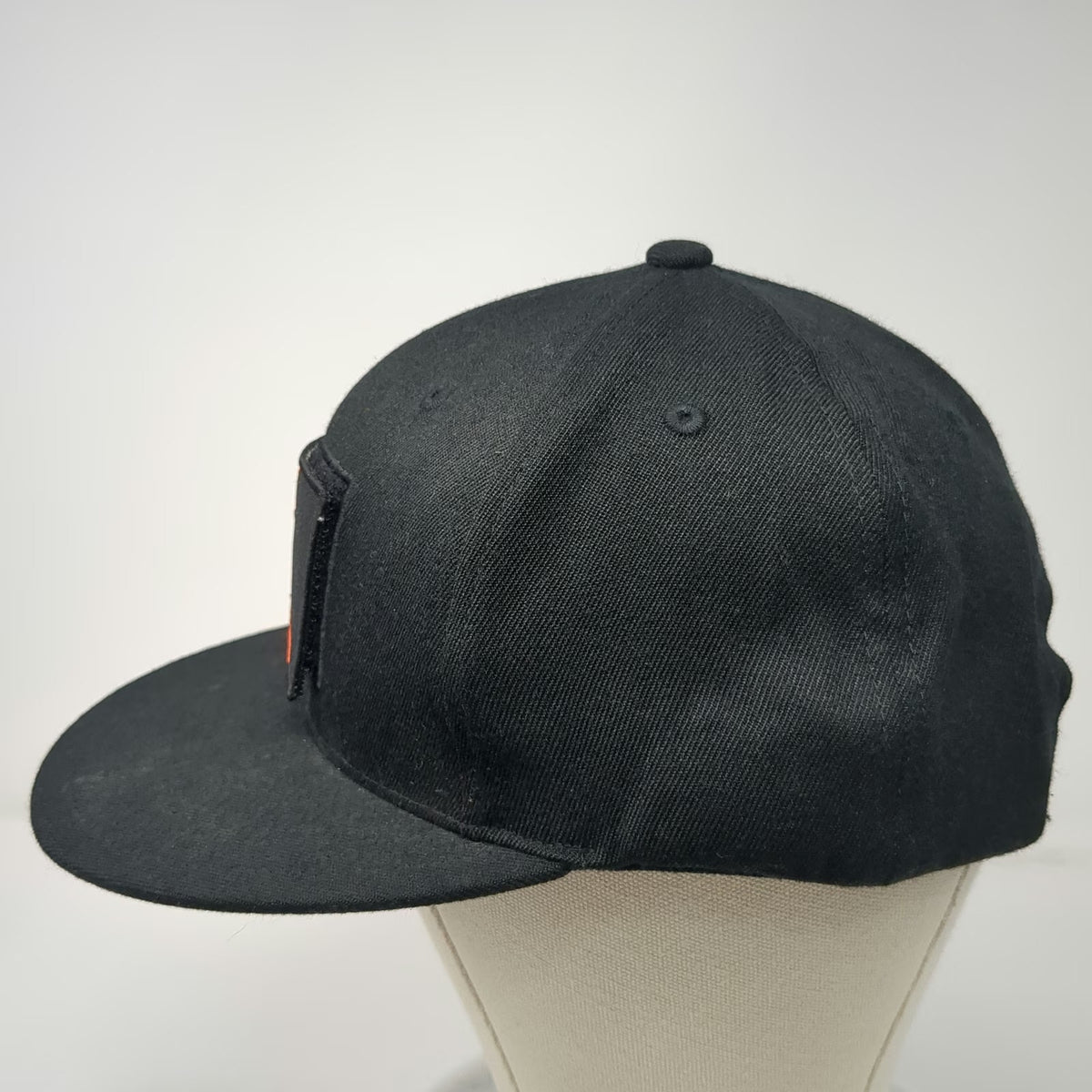 Yupoong Snapback Hat Black One Size Fox Factory Bob Portrait Patch 110 Flexfit