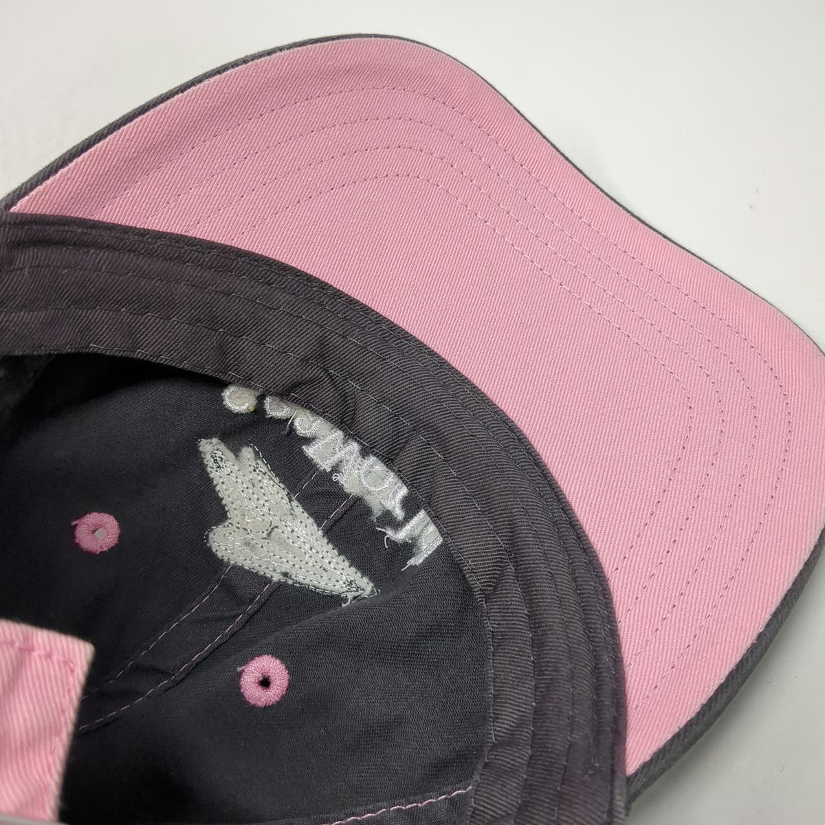 SeaWorld Baseball Cap Gray Pink White OSFM Cotton Contrast Stitching Logo Hat