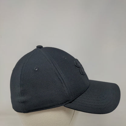 Under Armour Blitzing Fitted Hat Black M/L Classic Fit Embroidered