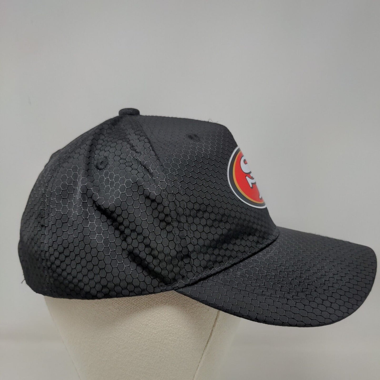 New Era Men's Strapback Hat Black San Francisco 49'ers 9 Forty Graphic Logo