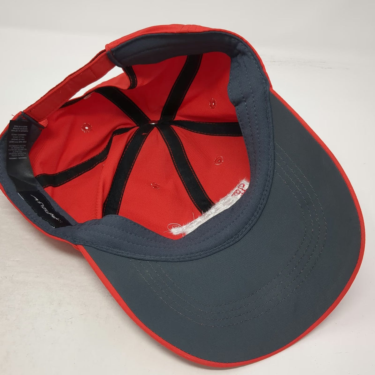 Nike Golf Cactus Petes Baseball Cap Red One Size Dri-FIT Stay Cool Strapback Hat