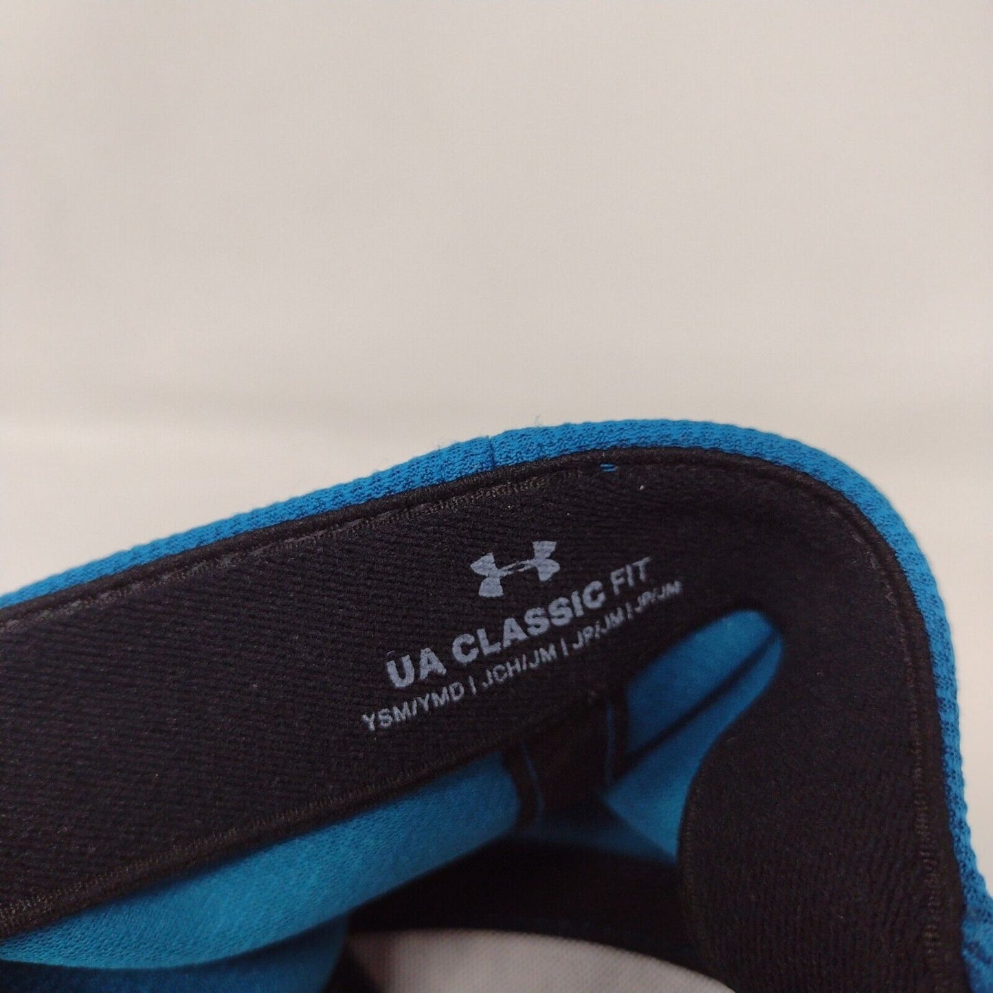Under Armour Fitted Hat Blue Youth S/M Embroidered Classic Fit Solid