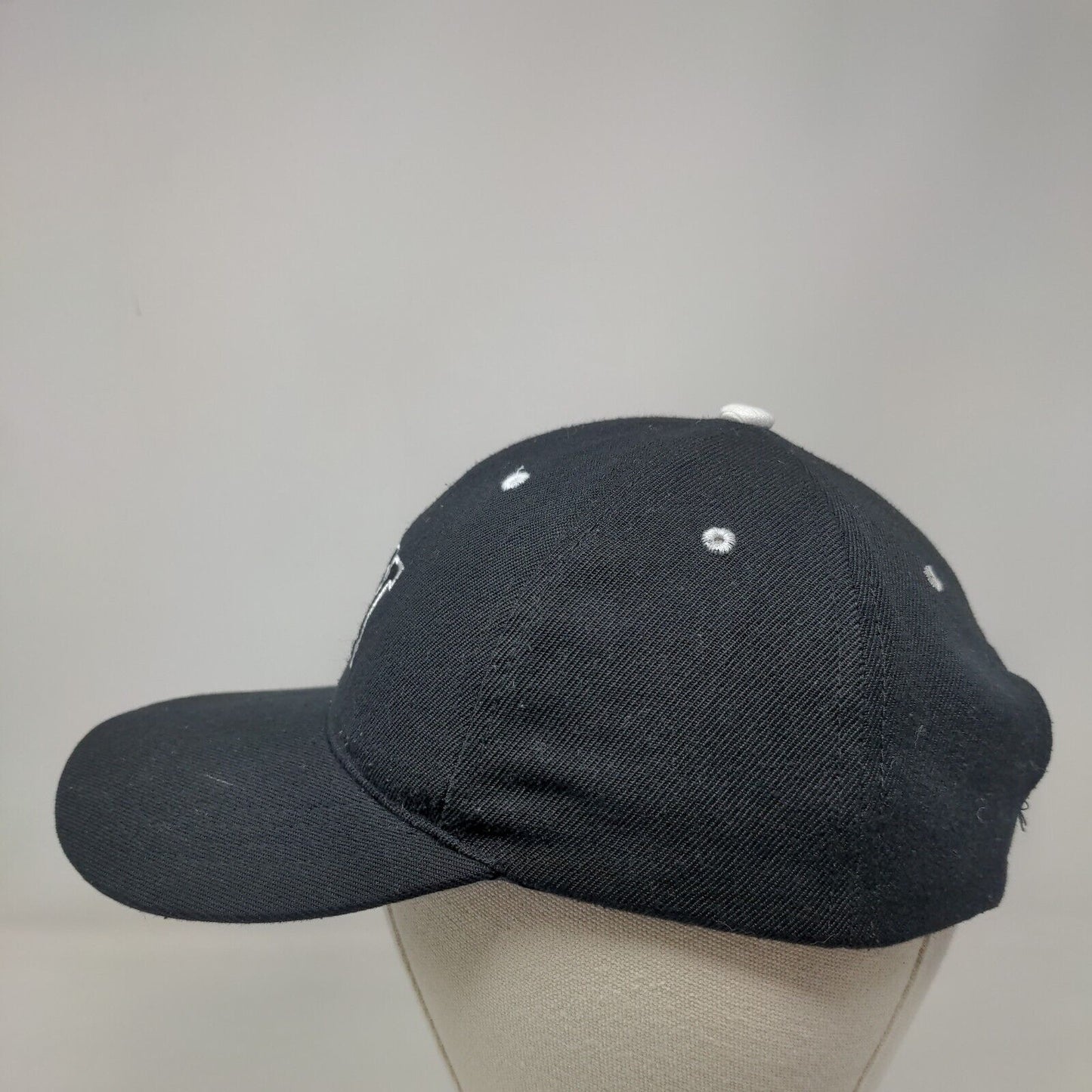 NY Strapback Hat Black One Size Adjustable Embroidered Solid 6 Panel