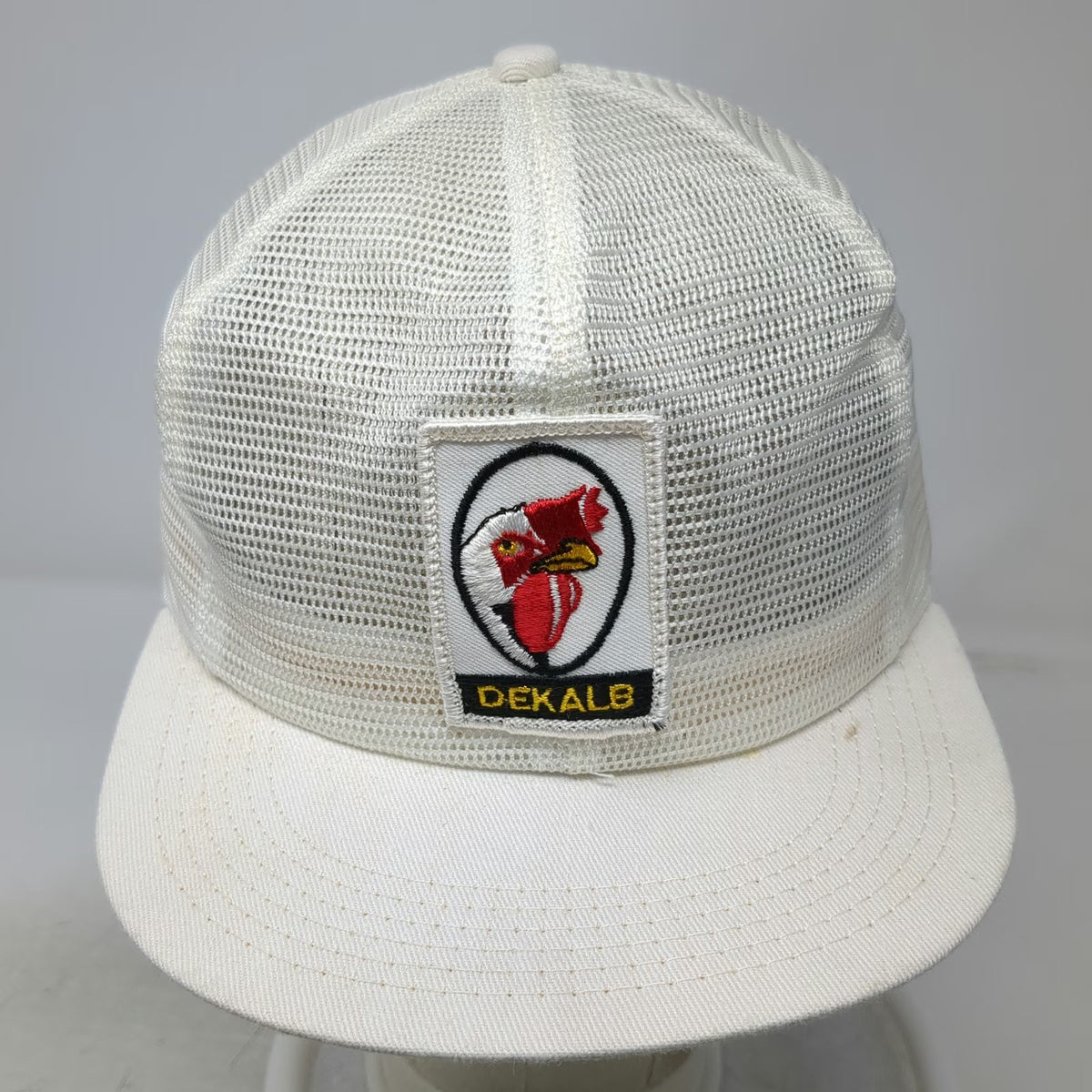 Trucker Hat White DeKalb Rooster Seed Agriculture Mesh Patch Snapback Vintage