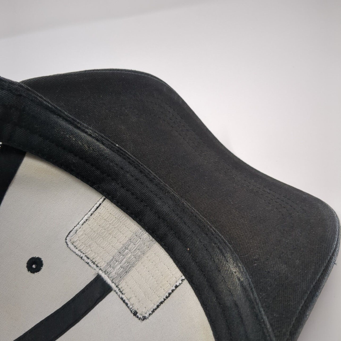 Costa Del Mar Snapback Trucker Hat Gray One Size Mesh Back Fish Patch