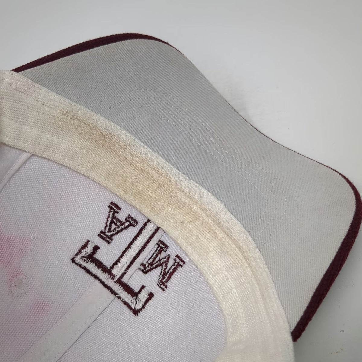 Nike Texas A&M Aggies NCAA Cap White Red One Size Dri-FIT Strapback Mesh Hat ATM