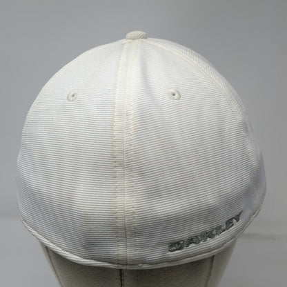 Oakley Baseball Cap White L/XL Flexfit Classic Low Metal Logo Curved Brim Hat