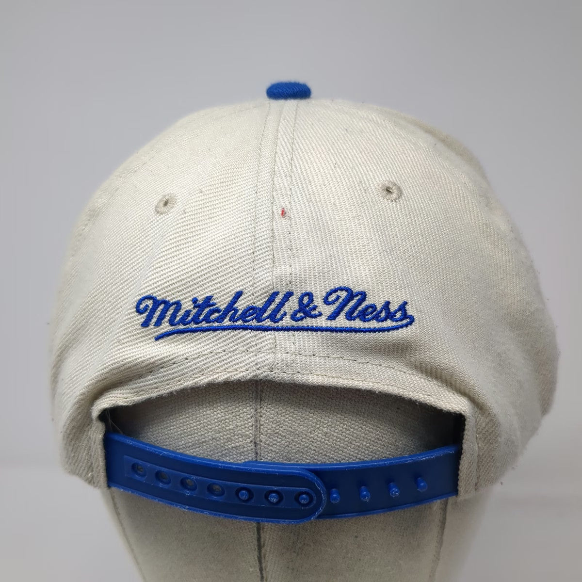 Golden State Warriors NBA Mitchell & Ness Snapback Hat White Blue One Size Flat
