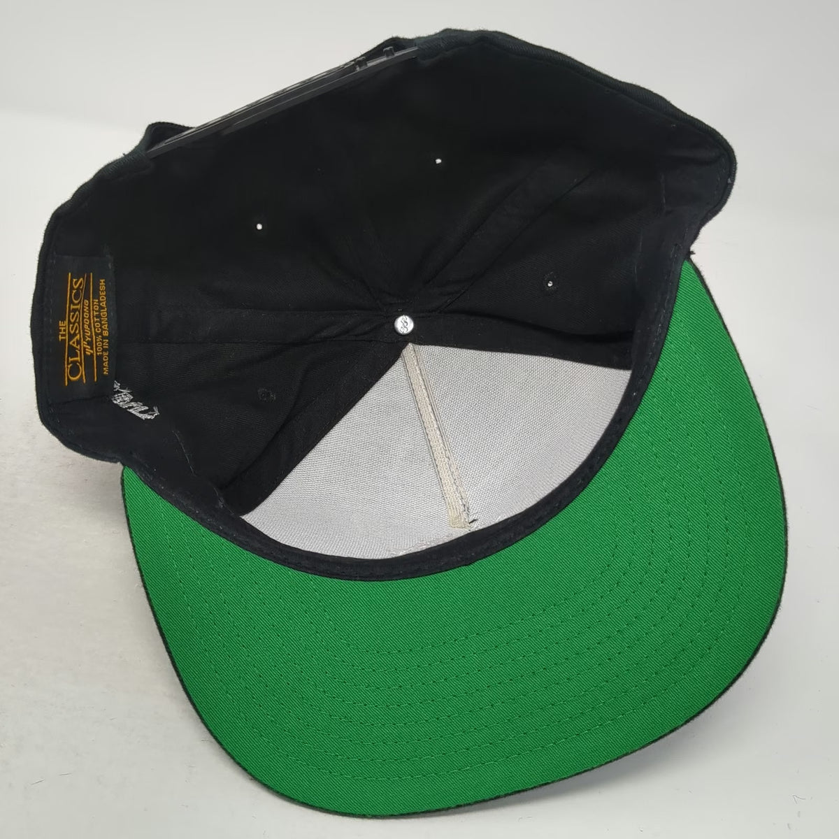 Yupoong 5 Panel Hat Black One Size Dead by Daylight Logo Snapback Flat Brim