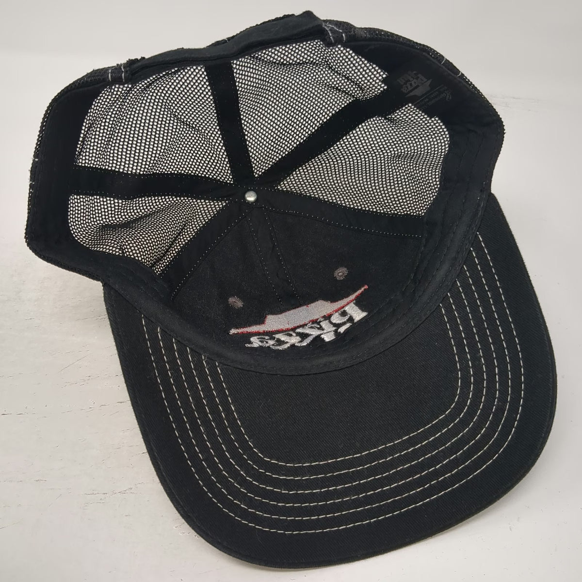 IQ Apparel Pizza Hut Black Baseball Cap One Size Mesh Back Strapback Hat Logo