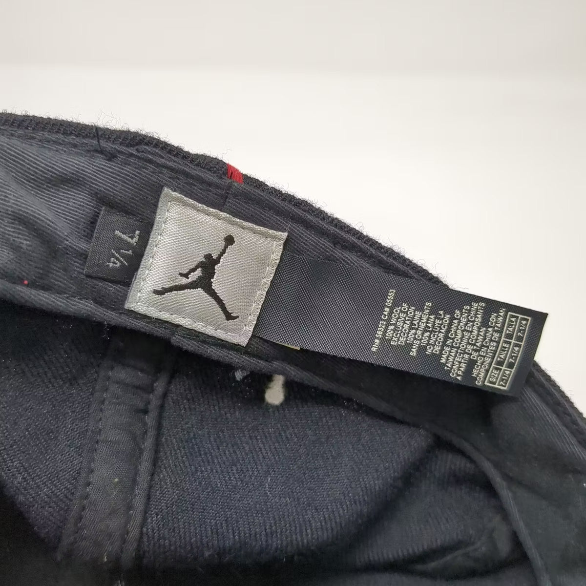 Jordan Baseball Cap Black Red Wool Fitted Hat 7 1/4 Jumpman Logo Embroidered