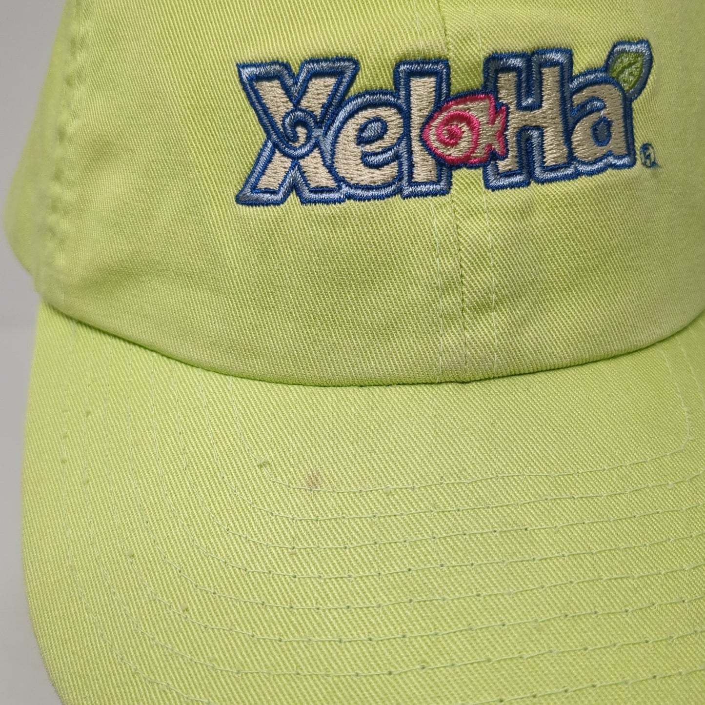 XeloHa Slideback Baseball Cap Green One Size Adjustable Embroidered 6 Panel