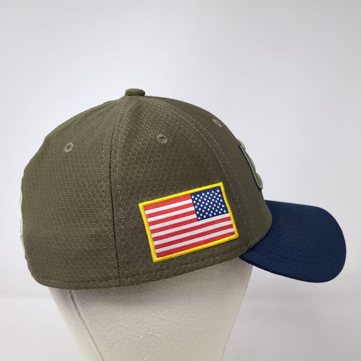 New Era Seattle Seahawks NFL Green Baseball Cap Size M Salute to Service Camo