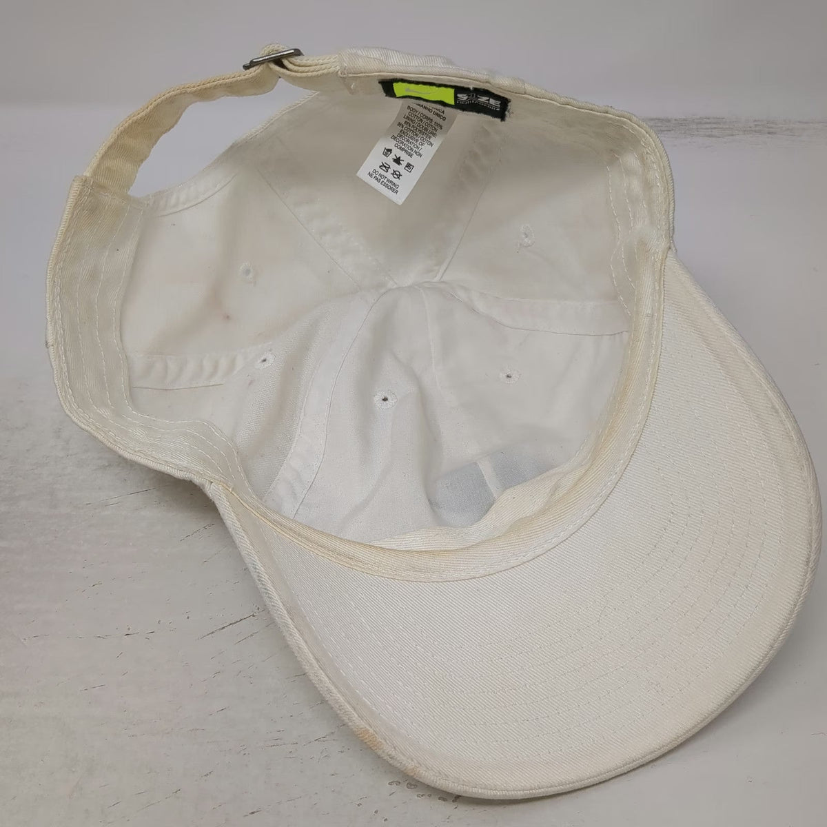 Nike Baseball Cap White One Size Heritage86 Slideback Adjustable Swoosh Hat