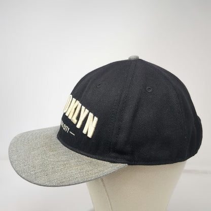 H&M Snapback Black One Size Embroidered Brooklyn New York City Gray Brim Hat