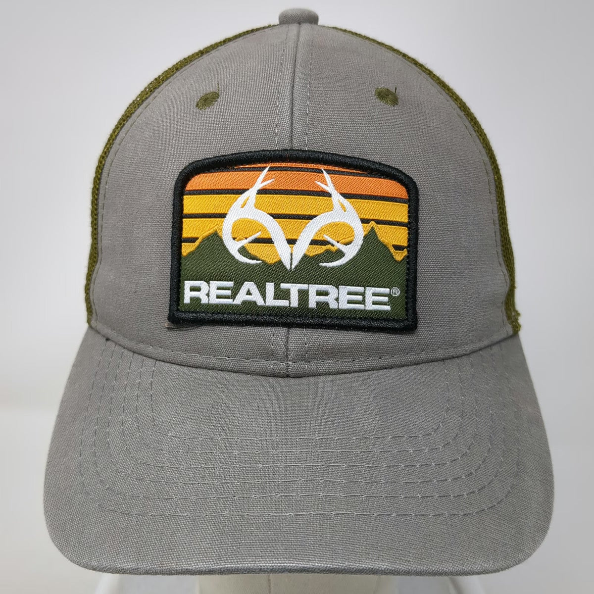 Realtree Trucker Hat Gray One Size Mesh Back Antler Logo Sunset Patch Snapback