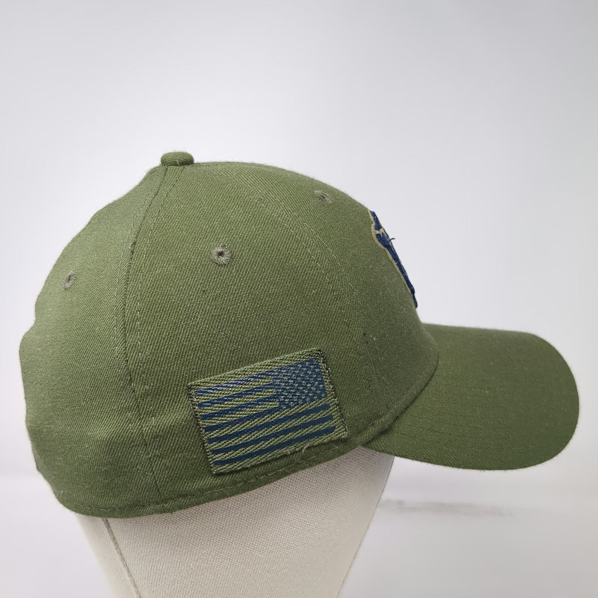 New Era Chicago Bears NFL Green L Hat Salute To Service 39THIRTY US Flag Patch