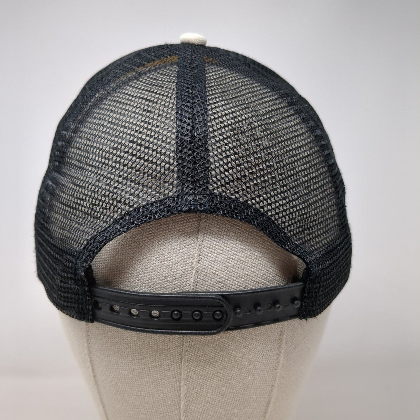 Heart Montana MT Snapback Mesh Back Trucker Hat Black OSFA Colorblock