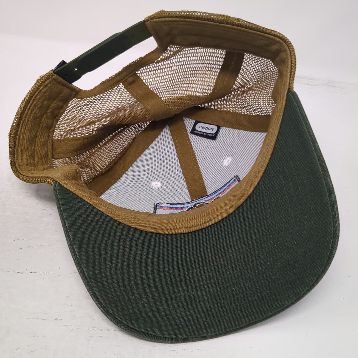 Patagonia Trucker Hat White Green Brown One Size Mesh Back Snapback Patch Logo