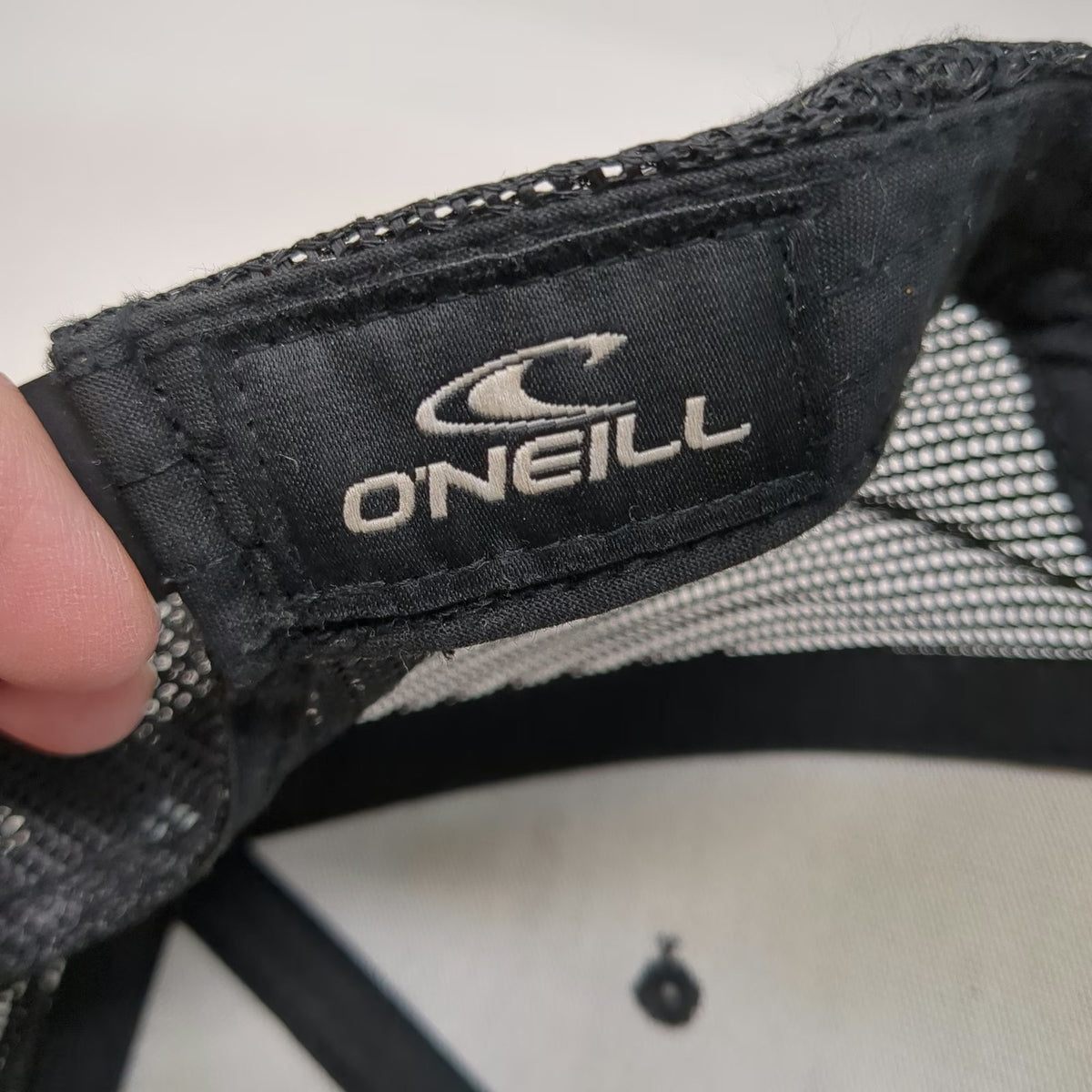 O'Neill Trucker Hat Black One Size Mesh Snapback Patch Surf Skate Beach Apparel