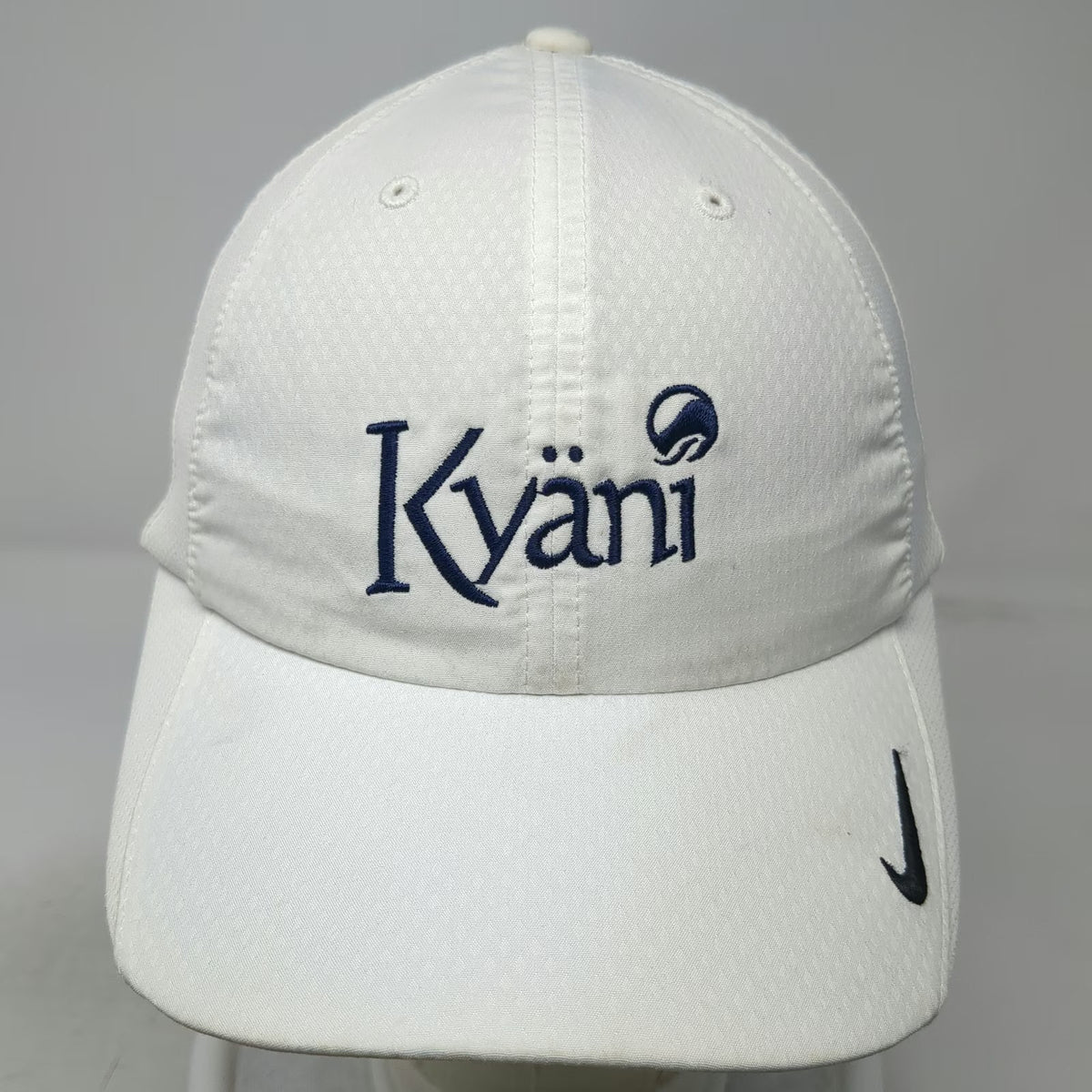 Nike Baseball Cap White One Size Kyäni Golf Logo Performance Strapback Hat