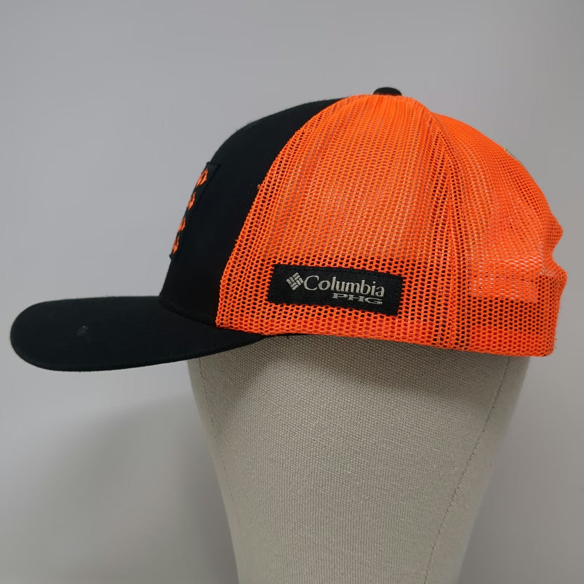 Columbia Trucker Hat Black One Size Hunting Flag Deer Duck Dog Mesh Snapback PHG