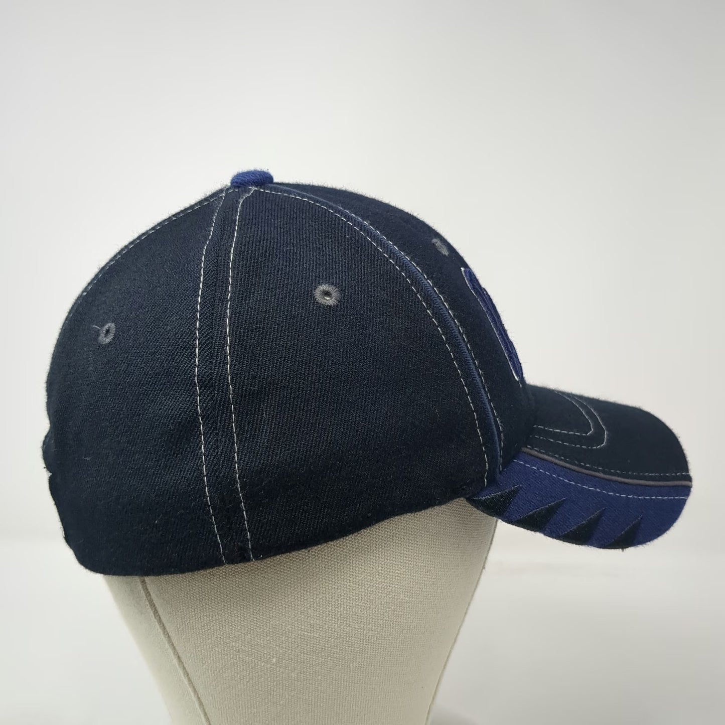 New York Rangers NHL Zephyr Cap Hat Black L Stretch Fit Curved Brim Embroidered