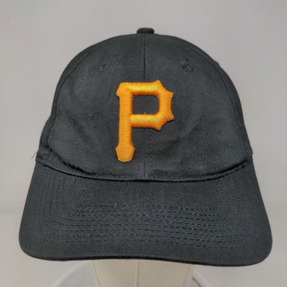 Outdoor Cap Men's Snapback Hat Black Size S-M Embroidered Pittsburgh Pirates MLB
