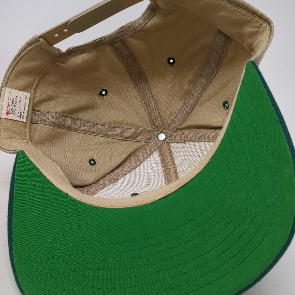 Yupoong Snapback Beige Green Hat One Size Excavating Concrete Construction 2000