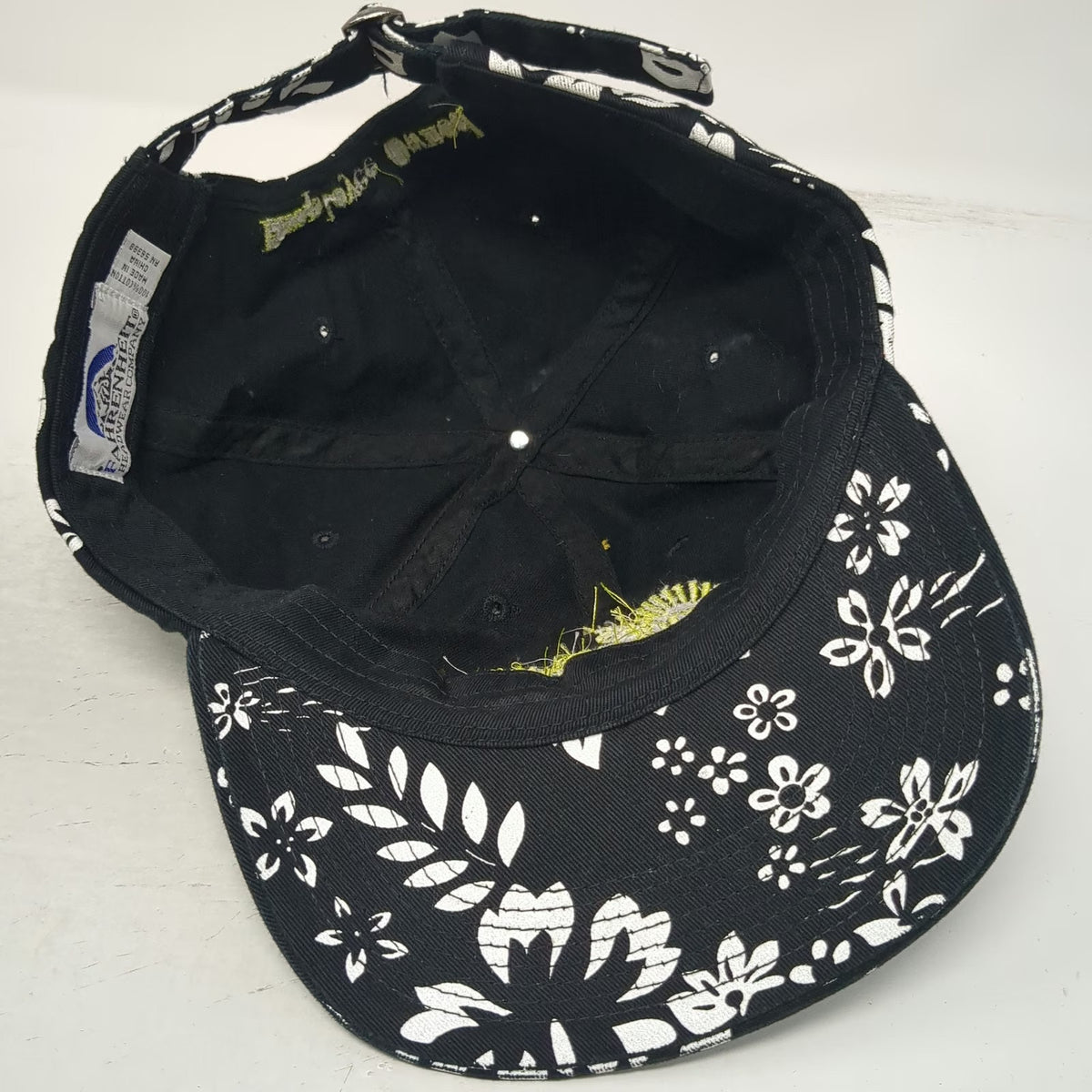 Fahrenheit Baseball Cap Black One Size Moss Greenhouses Floral Hibiscus Hat